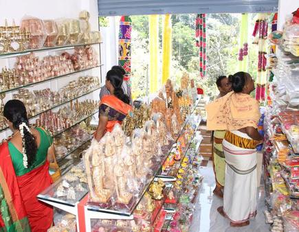 How Giri Traders helped Hindu festivals get a digital makeover -  BusinessLine on Campus