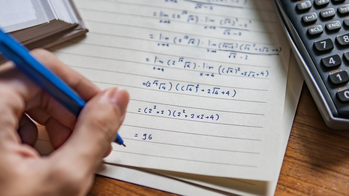 importance-of-math-in-high-school-for-bachelors-in-india-and-abroad